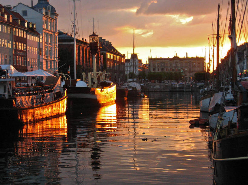 无人,横图,室外,日落,建筑,船,丹麦,停靠,反射,云,首都,天空,自然,运输,摄影,停泊,哥本哈根,彩图,海港