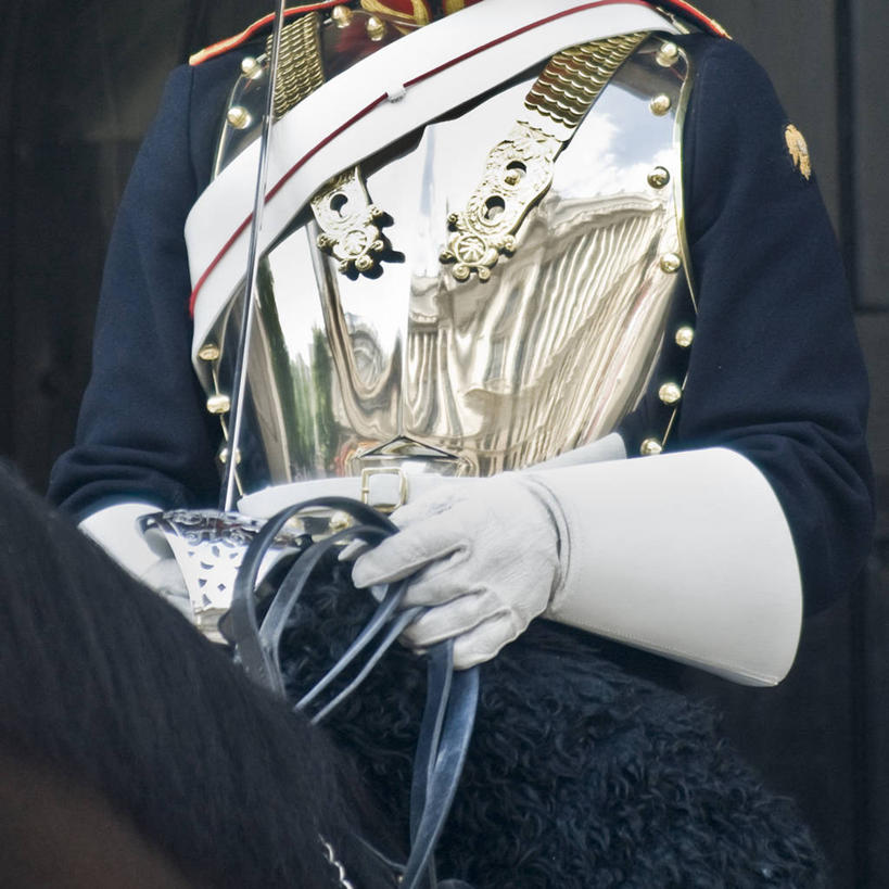 一个人,方图,室外,白天,马,英国,骑马,首都,摄影,保护,英国文化,皇室,圣詹姆斯公园,休闲活动,彩图,传统服装,传统文化