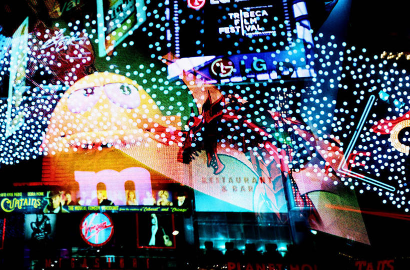 无人,横图,室外,夜晚,夜生活,通讯,建筑,霓虹灯,指示牌,纽约,美国,形状,标志,文字,标识,广告,摄影,英文字母,创造力,享乐,纽约州,曼哈顿时代广场,美术工艺,设计,彩图,传媒