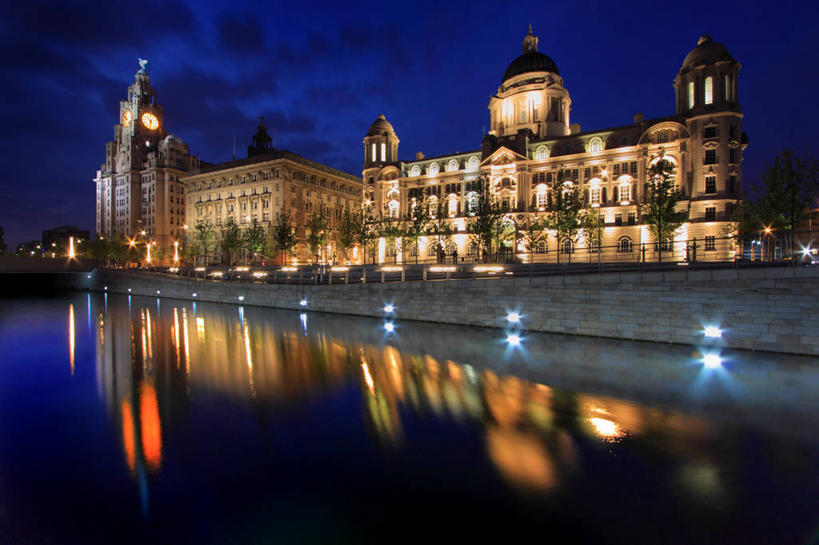 无人,横图,室外,河流,城市,建筑,英国,欧洲,反射,英格兰,天空,黄昏,摄影,照亮,西欧,大不列颠,大不列颠及北爱尔兰联合王国,大不列颠及爱尔兰联合王国,首府,英吉利,利物浦,皇家利物大厦,利物浦市,墨西塞德郡,默西塞德,默西赛德郡,彩图,大不列颠王国,大英帝国,联合王国,日不落帝国,社会历史