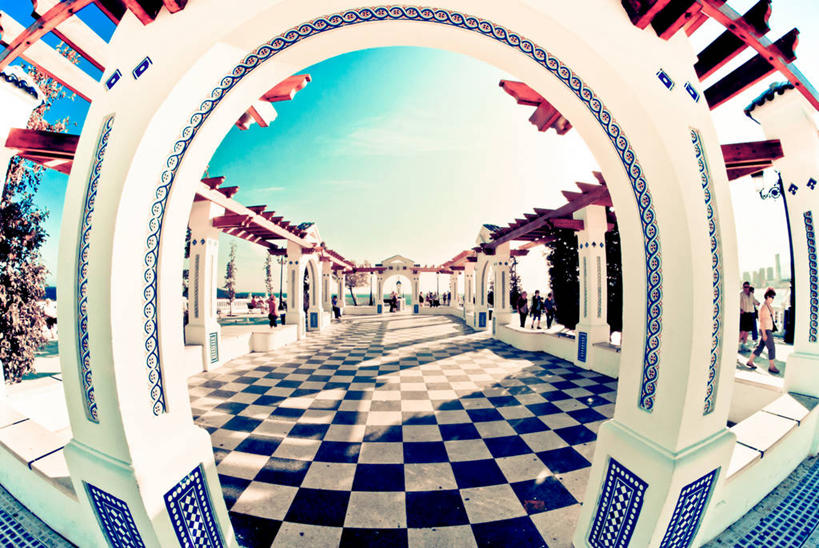 横图,室外,白天,鱼眼镜头,建筑,西班牙,拱门,摄影,砖地,彩图