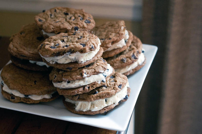 无人,横图,室内,特写,美国,许多,堆叠,很多,饮食,盘子,甜食,巧克力,诱惑,摄影,朱古力,清新,纽约州,彩图,冰淇淋三明治,巧克力脆饼