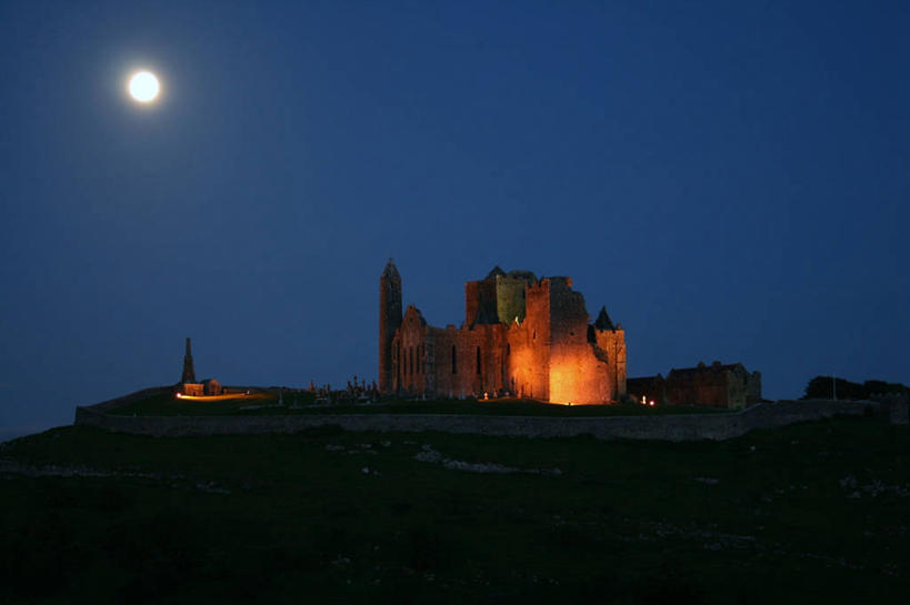 无人,横图,室外,夜晚,建筑,爱尔兰,城堡,满月,光亮,历史,自然,摄影,宁静,万里无云,蒂珀雷里郡,彩图,爱尔兰文化