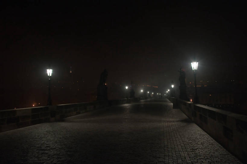 无人,横图,室外,夜晚,建筑,街道,路灯,欧洲,捷克,雕像,桥,首都,联系,黑色,摄影,照亮,中欧,捷克共和国,波西米亚,布拉格,查理大桥,彩图