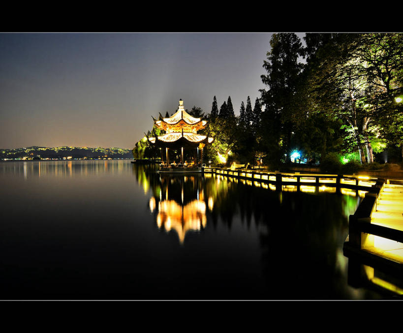 无人,横图,室外,夜晚,美景,建筑,西湖,反射,景观,桥,联系,树,浙江省,风景,天空,自然,景色,运输,摄影,杭州,宁静,照亮,中国文化,自然风光,彩图