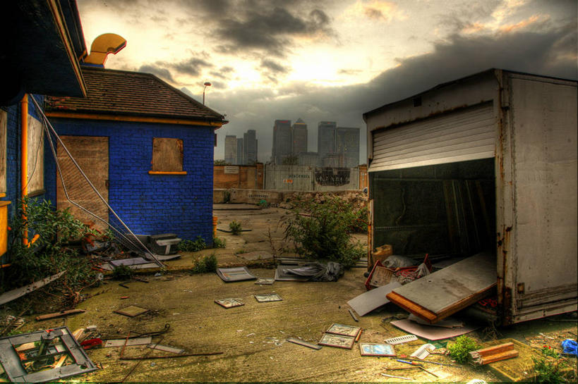 无人,横图,室外,白天,窗户,建筑,日光,英国,废弃,房屋,屋顶,陆地,云,首都,瓦,废墟,天空,摄影,报废,废物,下降,丢弃,放弃,抛弃,格林威治,摈弃,彩图,屏弃,摈斥,摒除