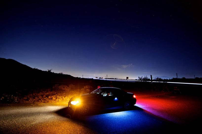 无人,横图,室外,路,汽车,照明,美国,灯,天空,灯具,运输,摄影,宁静,照亮,停止,午夜,照明设备,加利福尼亚,暂停,停滞,前照灯,前大灯,车前灯,彩图,旅行