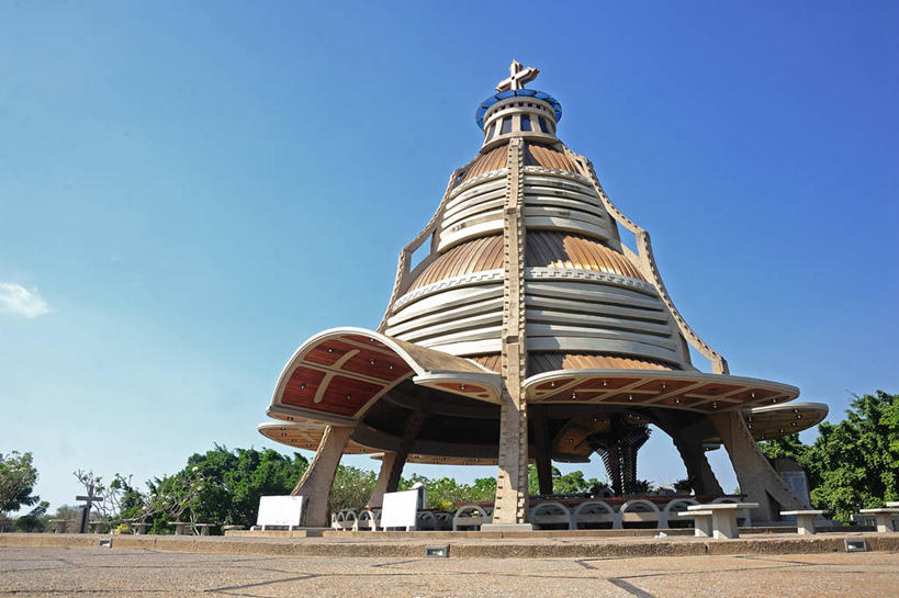 无人,横图,室外,白天,建筑,委内瑞拉,十字架,树,天空,摄影,基督教,圆顶建筑,宗教建筑,彩图