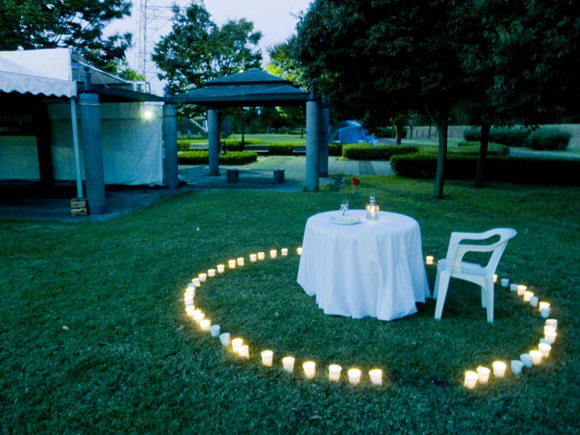 无人,横图,俯视,室外,白天,桌子,椅子,日本,准备,庆祝,大门,桌布,草,树,摄影,照明设备,崎玉县,想法,彩图,高角度拍摄