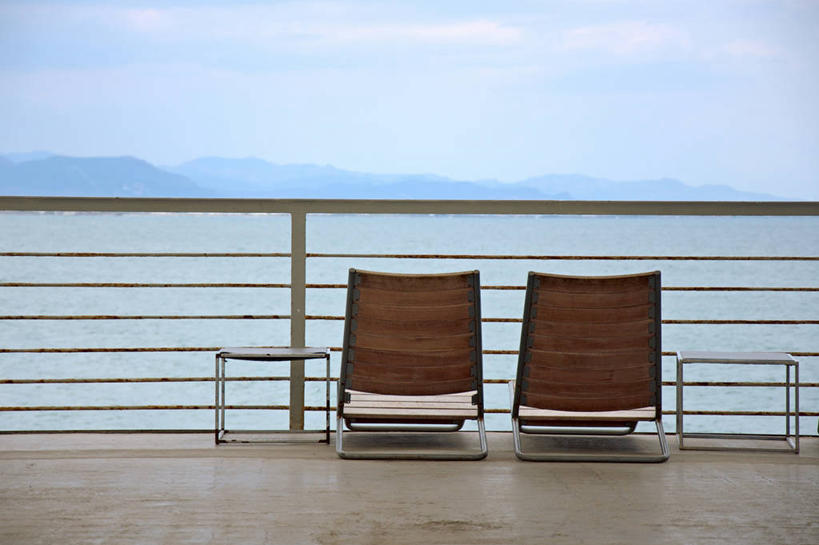 无人,栏杆,横图,室外,白天,海洋,椅子,西班牙,天空,摄影,宁静,波特酒,巴伦西亚省,彩图,餐馆