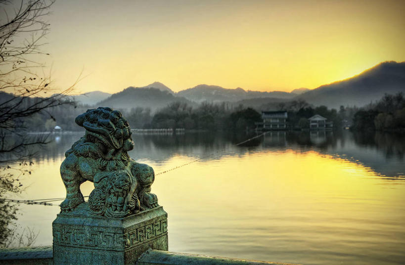 无人,横图,室外,湖,山脉,日光,反射,雕像,浙江省,风景,摄影,杭州,宁静,中国文化,剪影,彩图