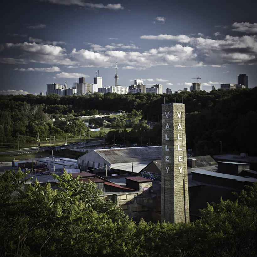 无人,方图,室外,白天,天际线,城市,建筑,加拿大,云,树,自然,摄影,英文字母,多伦多,常绿树,彩图