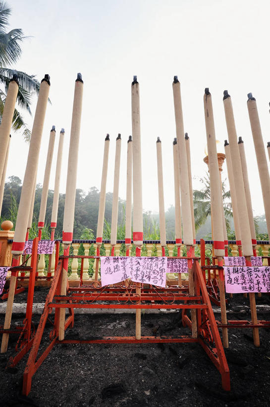 无人,竖图,室外,白天,马来西亚,春节,许多,庆祝,标志,文字,字符,字母,很多,标识,佛香,天空,摄影,宗教,巨大,庞大,中国文化,宏大,硕大,伟大,彭亨州,彩图