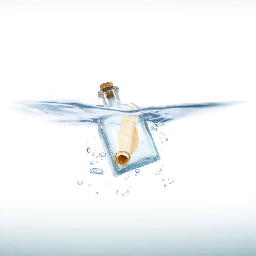 无人,方图,白色背景,通讯,水,西班牙,漂浮,包装,数码合成,泡泡,瓶子,平衡,摄影,幽默,消息,想法,彩图,影棚拍摄