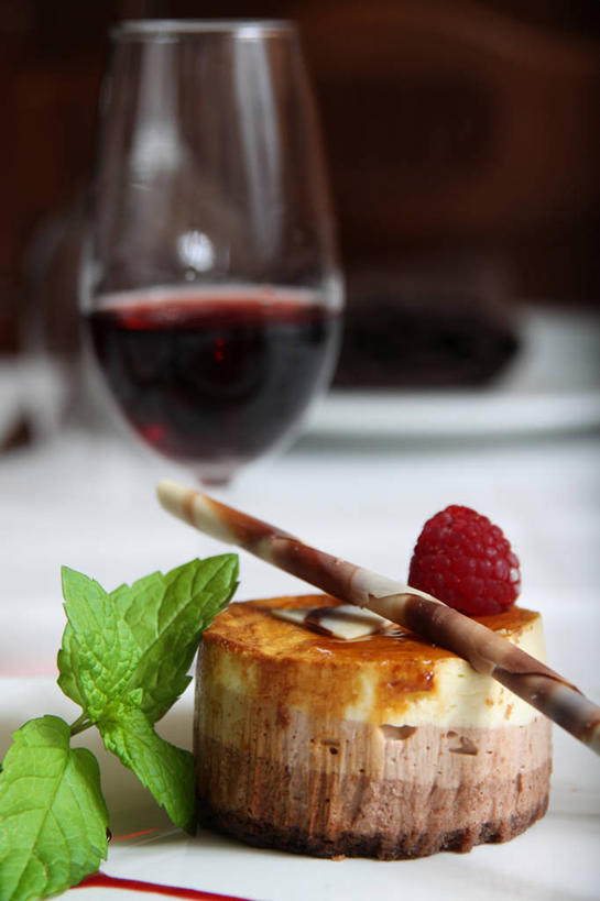 葡萄酒,无人,竖图,室内,特写,草莓,水果,西班牙,饮食,巧克力,摄影,葡萄酒杯,草本,清新,健康食物,彩图