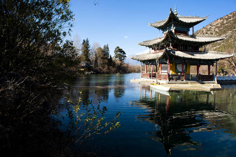 无人,公园,横图,室外,白天,建筑,丽江,反射,池塘,树,天空,自然,摄影,中国文化,云南省,黑龙潭公园,彩图