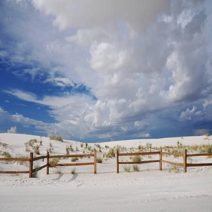 无人,公园,方图,室外,白天,沙漠,美国,篱笆,云,风景,天空,自然,摄影,保护,宁静,北美,北美洲,国家公园,美洲,新墨西哥,新墨西哥州,北亚美利加洲,亚美利加洲,迷人之地,迷人之州,白沙国家纪念碑,白沙国家公园,阿拉莫戈多,彩图,美利坚合众国