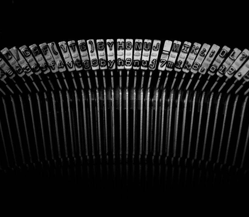 无人,横图,俯视,黑白,通讯,重复,西班牙,一排,黑色背景,整齐,字母,排列,摄影,英文字母,队列,打字机,式样,高角度拍摄,影棚拍摄