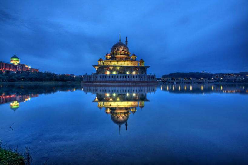 无人,横图,室外,湖,建筑,马来西亚,对称,反射,黎明,蓝色,天空,摄影,照亮,伊斯兰教,早晨,圆顶建筑,清真寺,布城,彩图