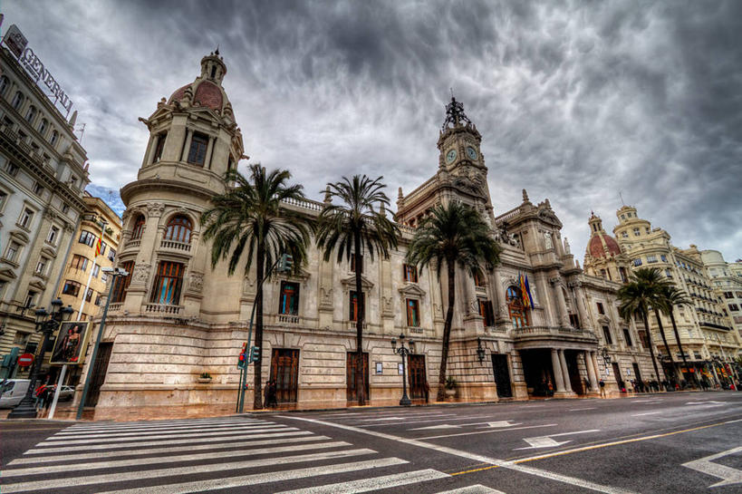 无人,横图,室外,白天,多云,城市,建筑,街道,路,棕榈树,西班牙,云,天气,天空,摄影,巴伦西亚省,斑马线,彩图