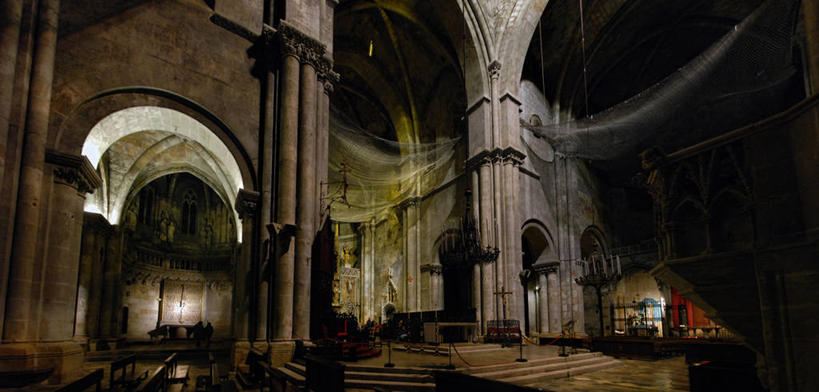 无人,横图,全景,室内,建筑,西班牙,柱子,长椅,拱门,摄影,宗教,基督教,塔拉戈纳省,彩图,大教堂