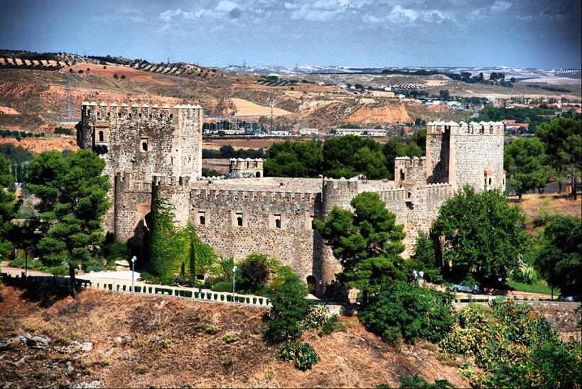 无人,横图,室外,白天,建筑,西班牙,欧洲,城堡,云,历史,树,天空,自然,摄影,宁静,南欧,托莱多,塔霍河,西班牙王国,卡斯蒂利亚,卡斯蒂利亚拉曼查,卡斯蒂利亚拉曼恰,拉曼查,拉曼恰,托莱多省,彩图