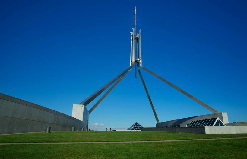 无人,横图,室外,白天,建筑,澳大利亚,地形,首都,草,摄影,政府,大洋洲,澳洲,堪培拉,万里无云,南方大陆,议会大楼,澳大利亚联邦,澳大利亚首都领地,澳大利亚首都特区,彩图