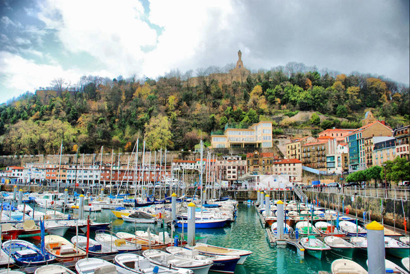 无人,横图,室外,白天,建筑,船,西班牙,云,树,天空,自然,运输,摄影,宁静,波特酒,圣塞瓦斯蒂安,彩图,旅行