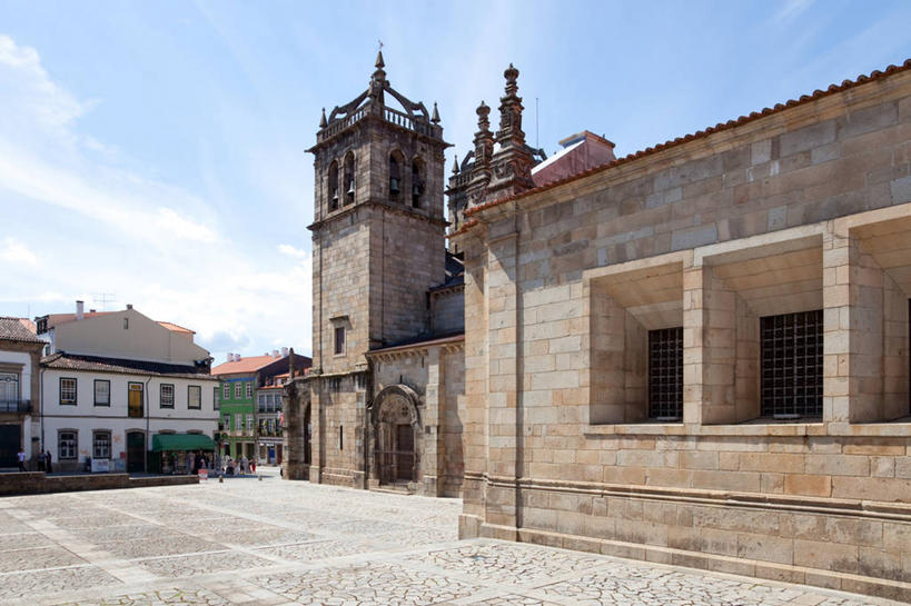 无人,教堂,横图,室外,白天,建筑,葡萄牙,云,天空,摄影,宗教,基督教,宗教建筑,米尼奥,布拉加,彩图,大教堂