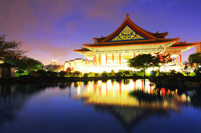 无人,横图,室外,建筑,台湾,反射,柱子,云,首都,历史,树,天空,黄昏,地标建筑,摄影,宁静,照亮,中正纪念堂,台北,彩图