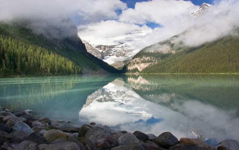 无人,横图,室外,白天,湖,美景,山,雾,加拿大,反射,景观,云,风景,天空,自然,景色,摄影,宁静,自然风光,班夫国家公园,亚伯达,露易斯湖,岩石,彩图