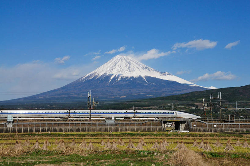 无人,横图,室外,白天,山,雪山,火车,富士山,静冈县,日本,日本文化,云,草,天空,自然,运输,摄影,彩图,旅行,电力电缆,富士