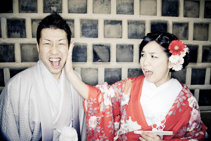 东方人,成年人,脸,头,脸颊,两个人,横图,室内,日本,亚洲,生气,日本文化,冲突,墙,黄种人,肩膀,看,张嘴,日本人,摄影,尖叫,拍打,肖像,问题,张大嘴巴,冈山县,仓敷,年轻男性,年轻女性,亚洲人,年轻人,头部,脸部,脸蛋,面部,张开嘴,彩图,传统服装,假笑