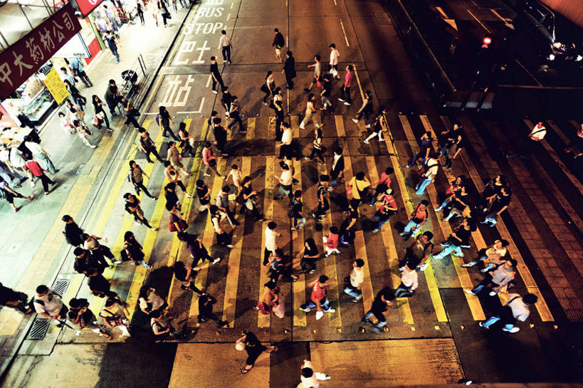 横图,俯视,室外,夜晚,街道,香港,许多人,一群人,运输,摄影,照亮,旺角,斑马线,彩图,高角度拍摄,横越