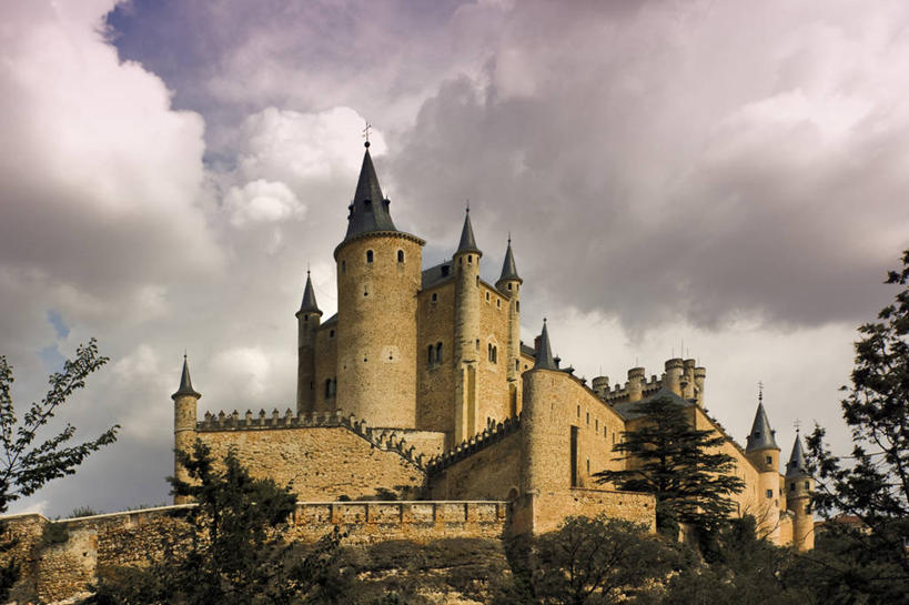 无人,横图,室外,白天,建筑,西班牙,城堡,云,历史,树,天空,摄影,要塞,阿尔卡萨城堡,塞戈维亚,彩图