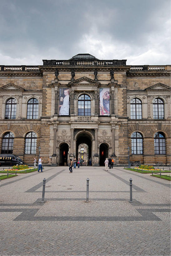 博物馆,宫殿,竖图,室外,旅游,建筑,德国,城堡,庭院,云,拱门,摄影,巴洛克风格,德累斯顿,萨克森,茨温格尔宫,彩图