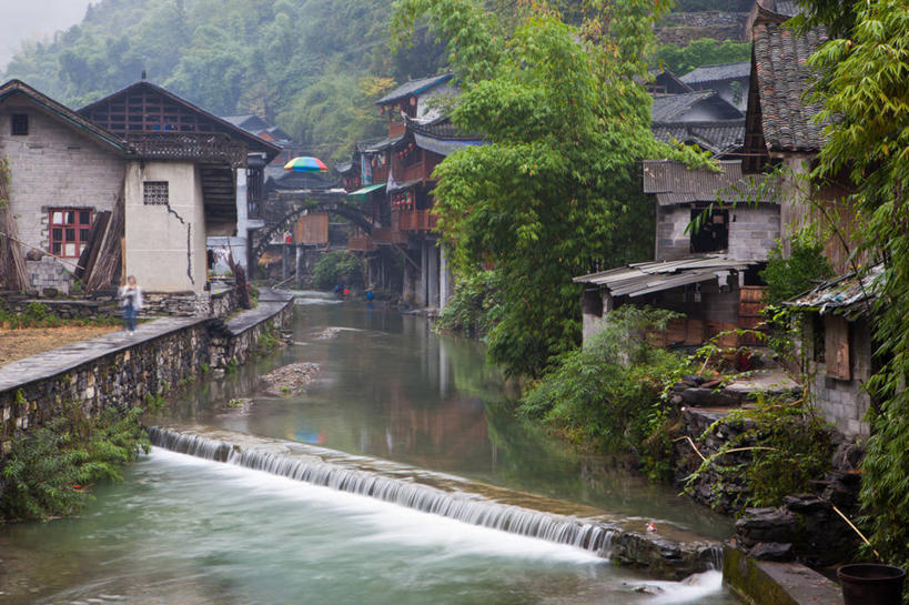 无人,横图,室外,白天,长时间曝光,海浪,建筑,反射,房屋,乡村,树,小溪,社区,摄影,宁静,中国文化,湖南省,苗族,彩图