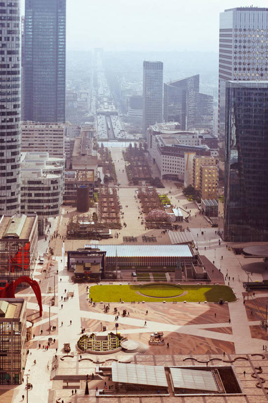 竖图,俯视,室外,白天,度假,美景,城市风光,城市,建筑,法国,巴黎,景观,首都,娱乐,天空,享受,休闲,景色,放松,摄影,拉德芳斯,法兰西岛大区,金融区,彩图,高角度拍摄