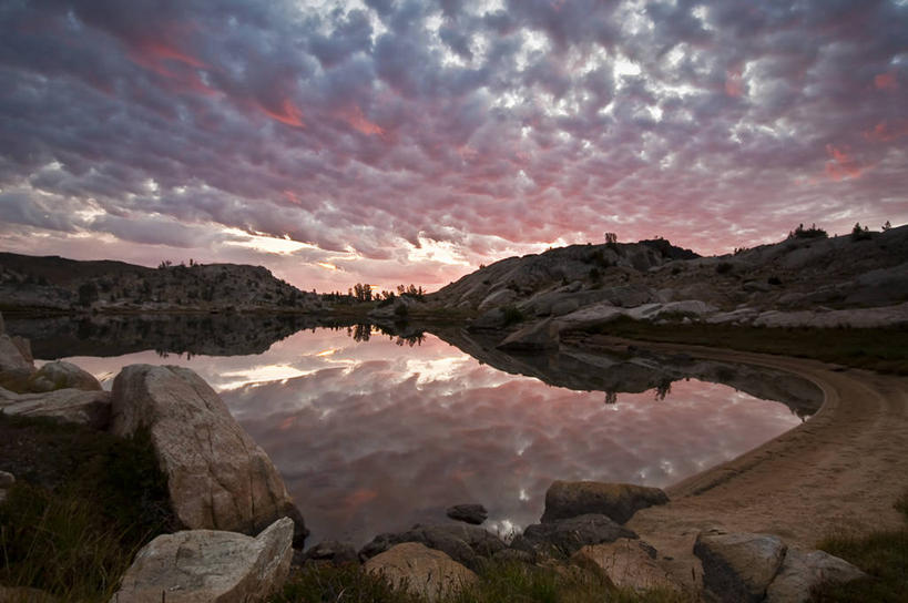 无人,横图,室外,白天,美景,山,水,美国,反射,景观,云,风景,天空,自然,景色,摄影,宁静,北美,北美洲,加利福尼亚,自然风光,美洲,加州,加利福尼亚州,内华达山,内华达山脉,金州,黄金州,北亚美利加洲,亚美利加洲,岩石,彩图,美利坚合众国