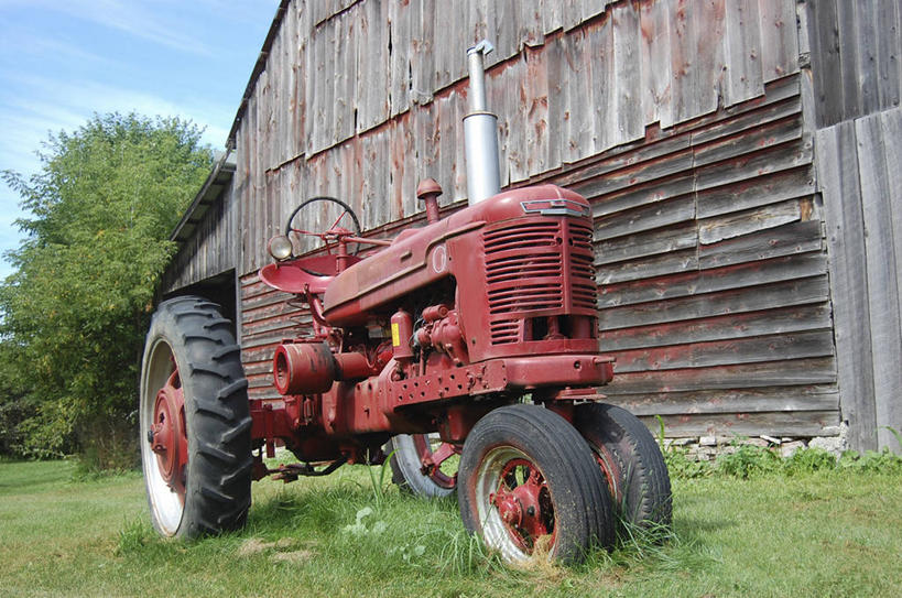 无人,横图,室外,白天,农业,加拿大,首都,草,运输,摄影,古董,宁静,停止,拖拉机,暂停,停滞,渥太华,彩图,掉色