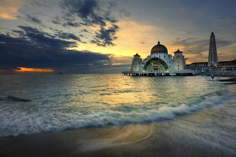 无人,横图,室外,海浪,海洋,美景,日落,建筑,马来西亚,景观,水平线,云,拱门,天空,自然,波浪,景色,摄影,宗教,伊斯兰教,宗教建筑,自然风光,清真寺,海峡,马六甲州,彩图