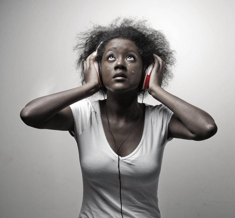 儿童,少年,脸,头,脸颊,一个人,站,横图,白色背景,正面,纯洁,荷兰,仅一个男性,仅一个年轻女性,仅一个女性,仅一个人,音乐,听,休闲装,肩膀,仅一个年轻男性,小孩,耳机,向上看,思考,可爱,童年,童趣,遮,遮掩,摄影,掩盖,遮挡,青春期,童真,烂漫,无邪,遮盖,掩饰,格罗宁根,天真,男人,男性,年轻男性,年轻女性,女人,女性,非洲人,孩子,头部,脸部,脸蛋,面部,触摸,彩图,影棚拍摄,捂住