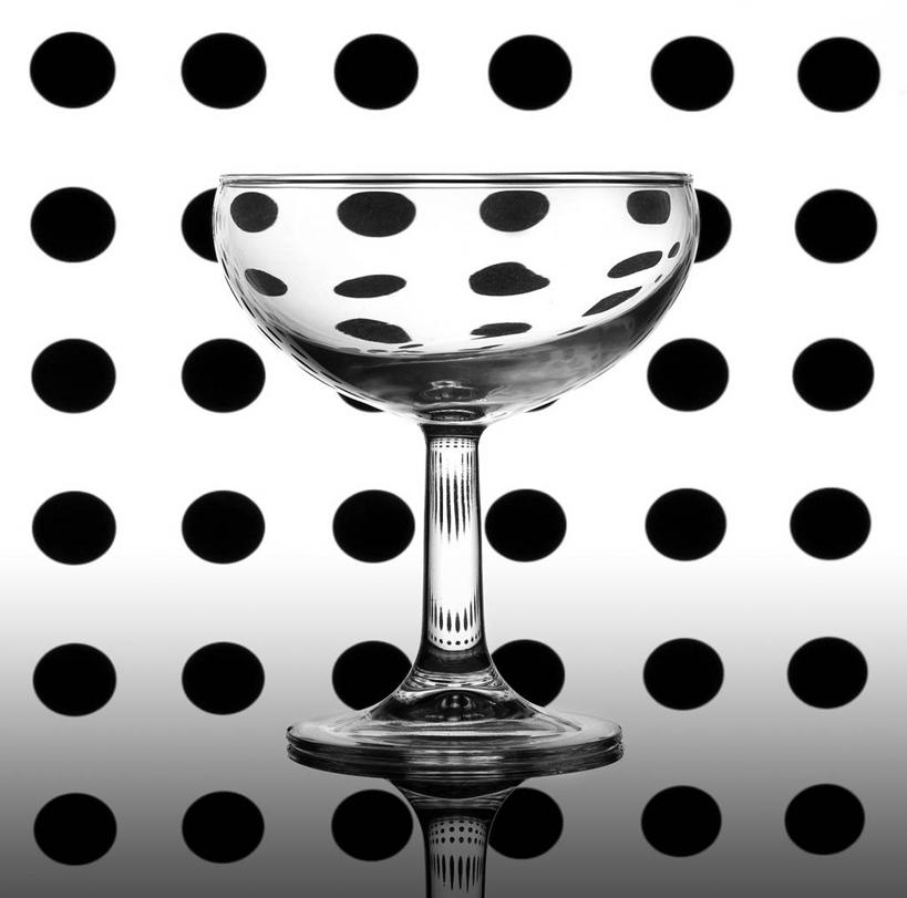 无人,横图,黑白,白色背景,西班牙,透明,斑点,一个,摄影,单个,简单,葡萄酒杯,纯净,影棚拍摄