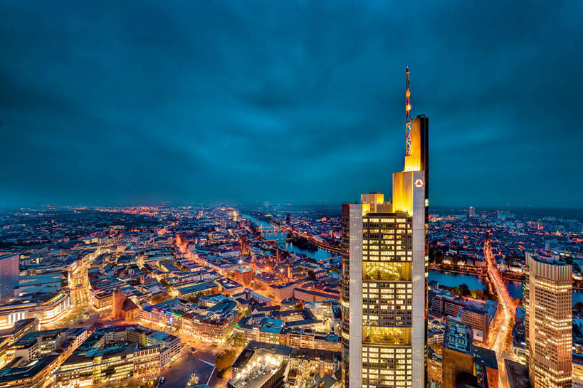 无人,横图,室外,夜晚,度假,美景,城市风光,城市,建筑,路,摩天大楼,德国,欧洲,景观,云,娱乐,天空,享受,休闲,景色,放松,摄影,西欧,德意志联邦共和国,法兰克福,黑森州,莱茵河,支流,德国商业银行,彩图,美因河