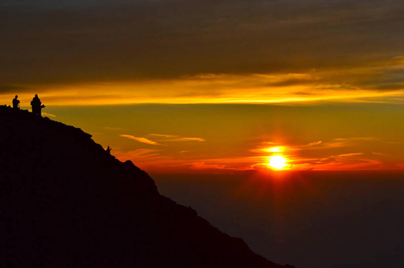横图,室外,日出,美景,山,太阳,静冈县,日光,日本,景观,云,风景,自然,橙色,景色,摄影,宁静,自然风光,剪影,彩图,富士