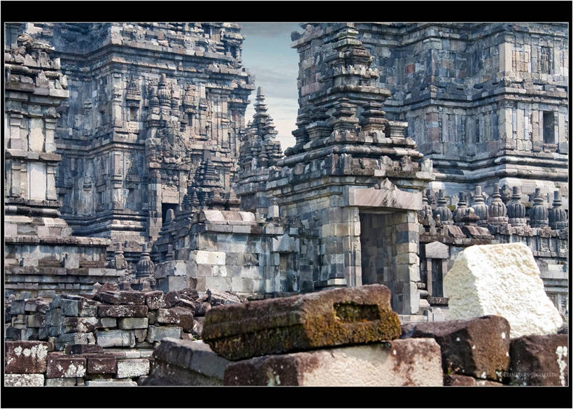 无人,横图,室外,白天,建筑,印度尼西亚,印尼,亚洲,尖顶,历史,废墟,摄影,宗教,东南亚,印度尼西亚共和国,式样,爪哇,爪哇岛,巴兰班南,拔兰班南寺,普兰巴南寺庙群,日惹,彩图