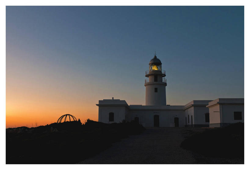 无人,横图,室外,日落,道路,西班牙,信息,云,灯塔,交通,方向,摄影,引导,指导,指引,保护,航标,彩图,导航