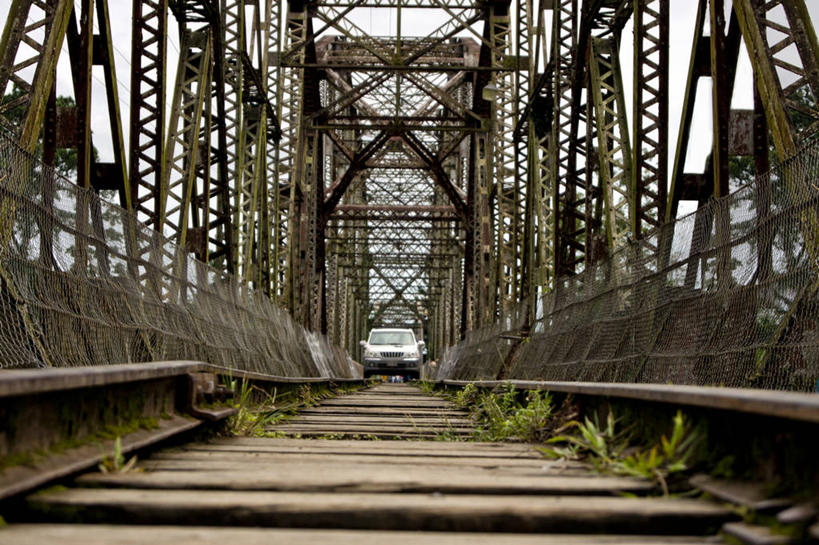 无人,横图,室外,白天,路,铁路,汽车,哥斯达黎加,栅栏,轨道,交通,铁轨,车厢,运输,摄影,宁静,北美,北美洲,美洲,北亚美利加洲,亚美利加洲,哥斯达黎加共和国,彩图,横越