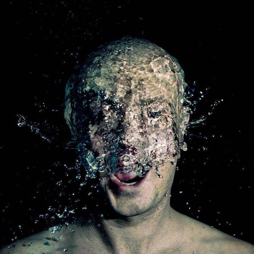 西方人,成年人,中年人,脸,头,脸颊,一个人,方图,特写,正面,水,欧洲,加拿大,欧洲人,仅一个男性,仅一个人,仅一个中年男性,黑色背景,溅,透明,裸露,肩膀,张嘴,摄影,裸,张大嘴巴,伯灵顿,想法,男人,男性,中年男性,中年女性,白种人,头部,脸部,脸蛋,面部,张开嘴,闭着眼睛,彩图,影棚拍摄