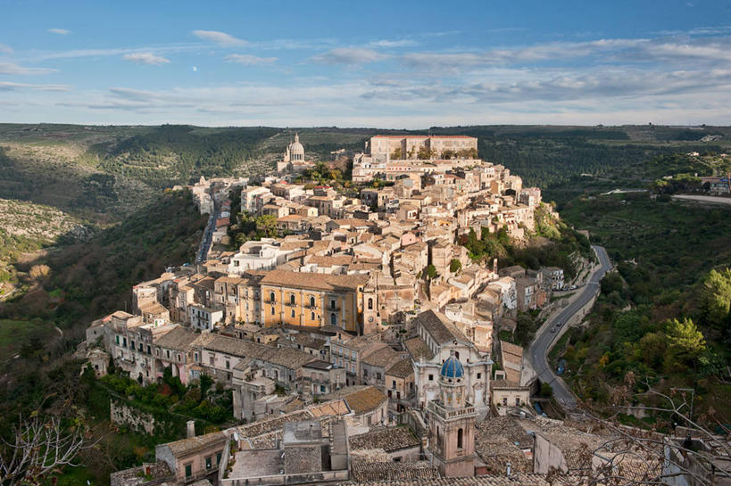 无人,横图,俯视,航拍,室外,白天,度假,美景,城市风光,城市,建筑,路,意大利,屋顶,景观,云,娱乐,树,天空,享受,休闲,景色,放松,摄影,西西里,圆顶建筑,鸟瞰,拉古萨,彩图,高角度拍摄